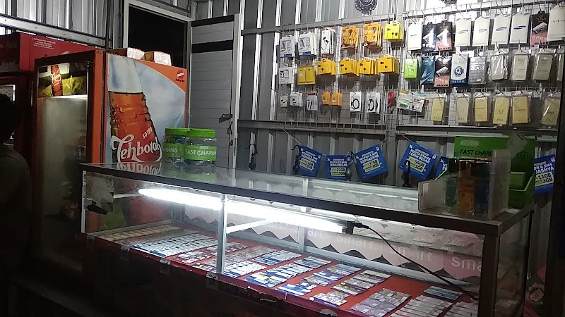 Toko Pingkal: Tempat Belanja Serba Ada yang Menyatu dengan Kehidupan Cilacap